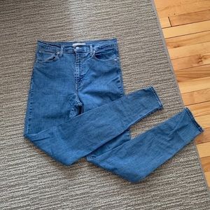 Levis Mile high super skinny